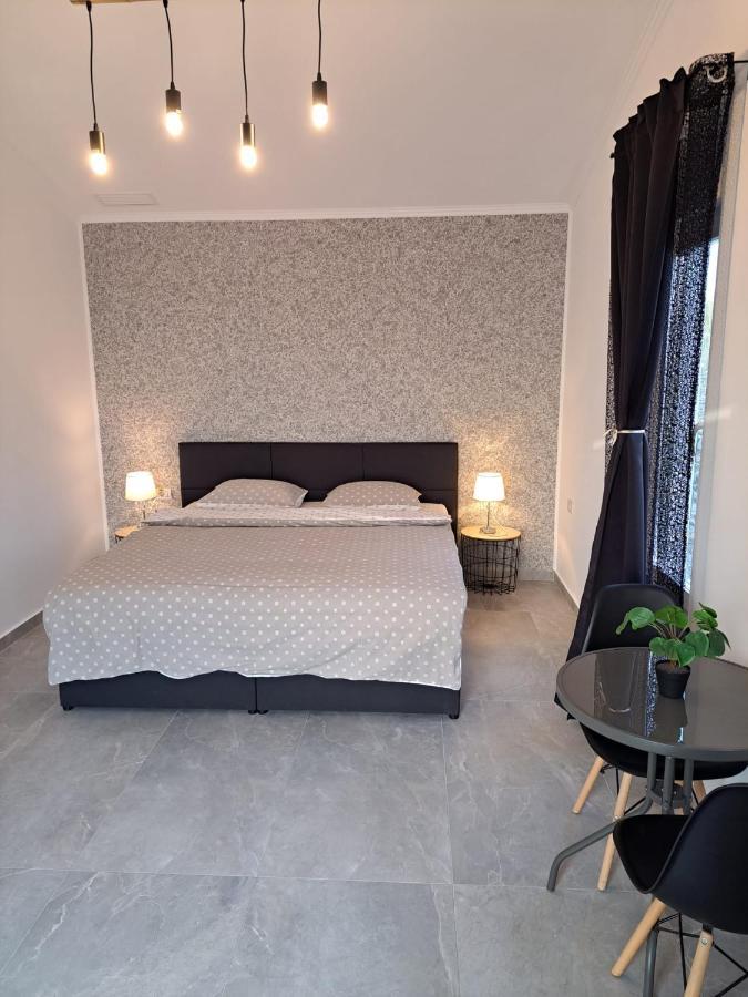Kevin&Jessica Rooms Giarmata Exterior foto