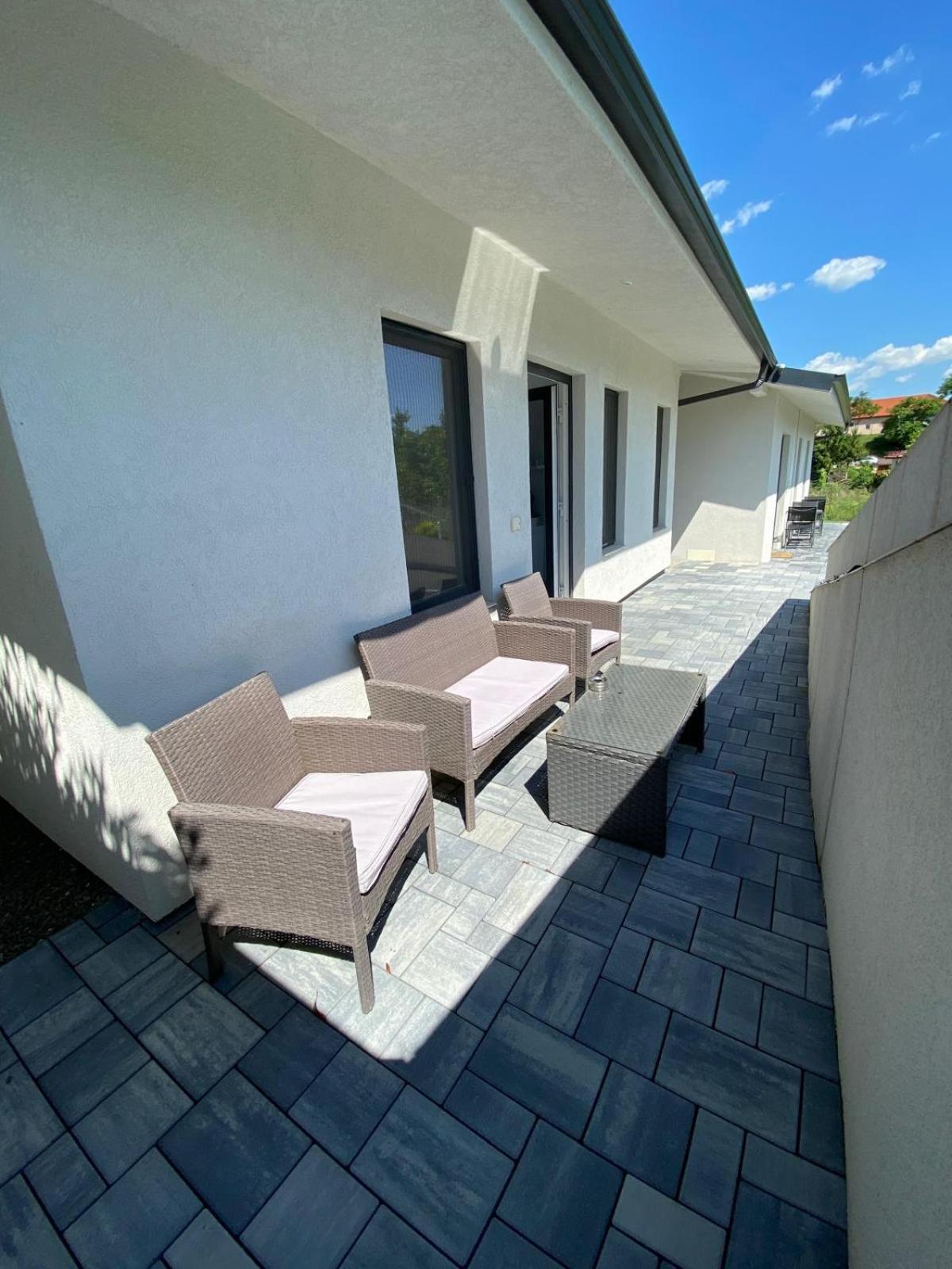 Kevin&Jessica Rooms Giarmata Exterior foto